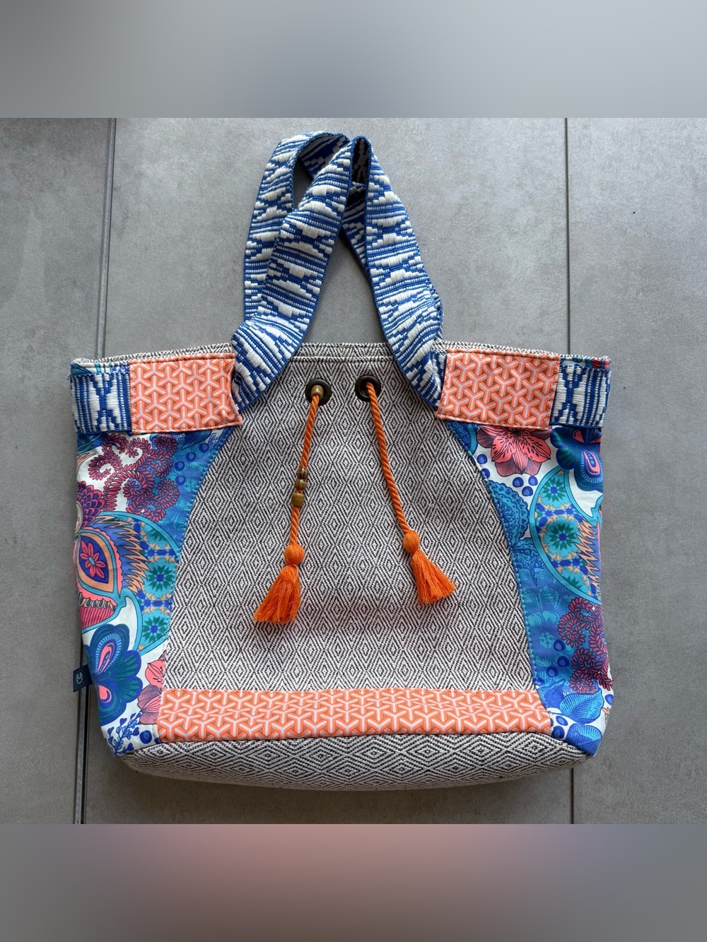 Maaji Tote Beach Bag colorful canvas Paisley Geometric lined tassels